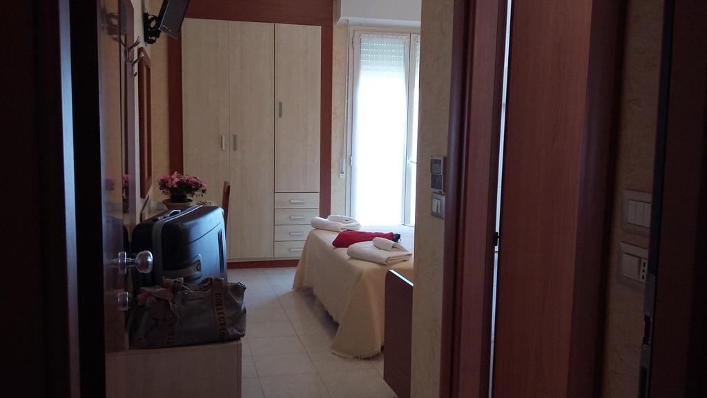 Hotel Condor Milano Marittima Exterior foto